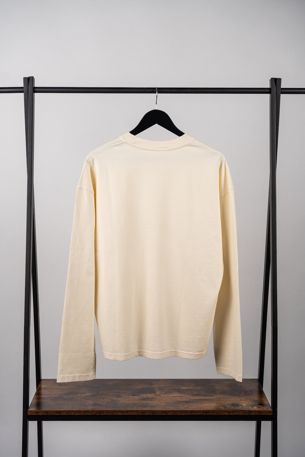 Long-Sleeve Crew Neck Boxy Cropped